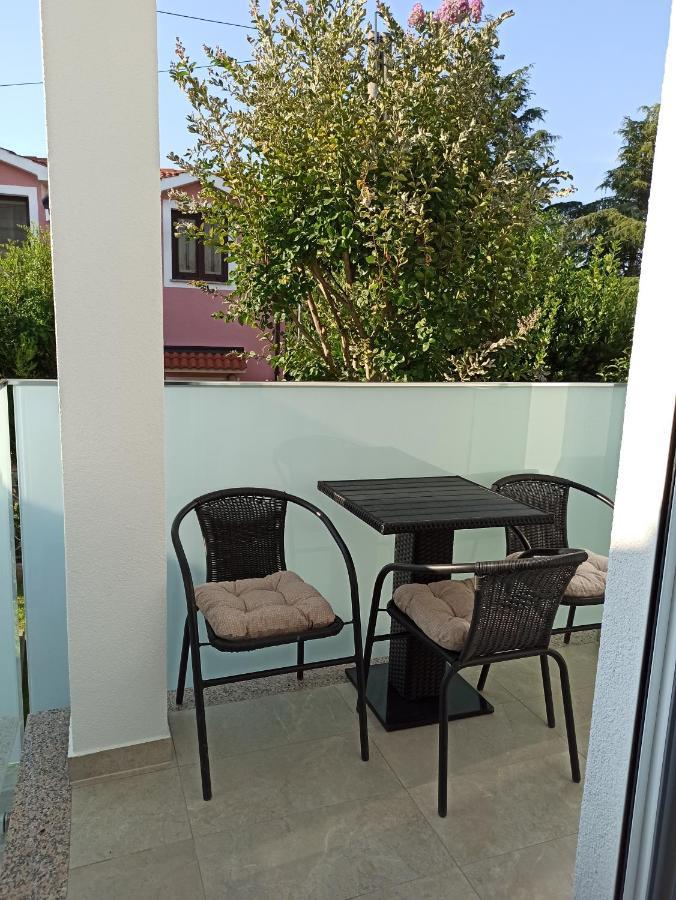 Apartments Villa Katana ポレッチ エクステリア 写真