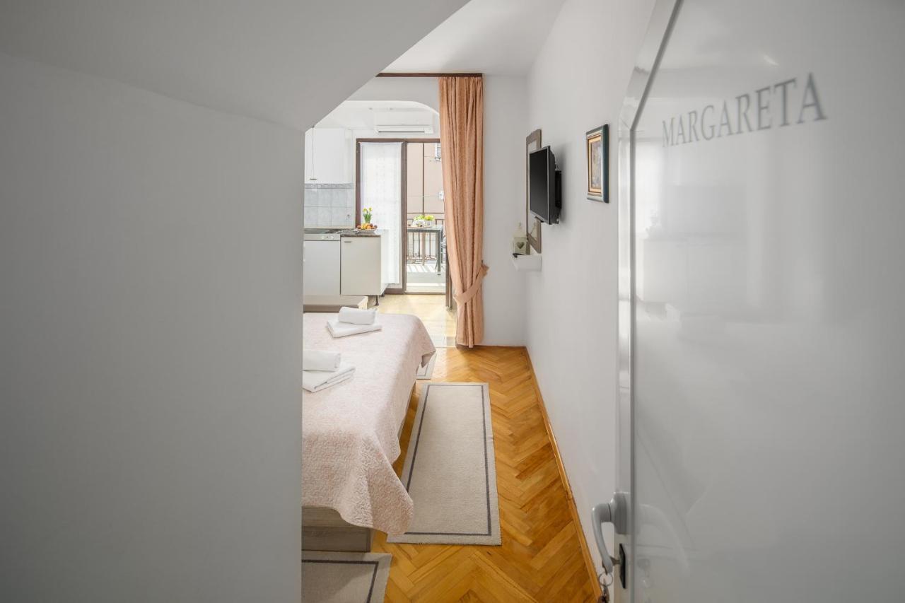 Apartments Villa Katana ポレッチ エクステリア 写真